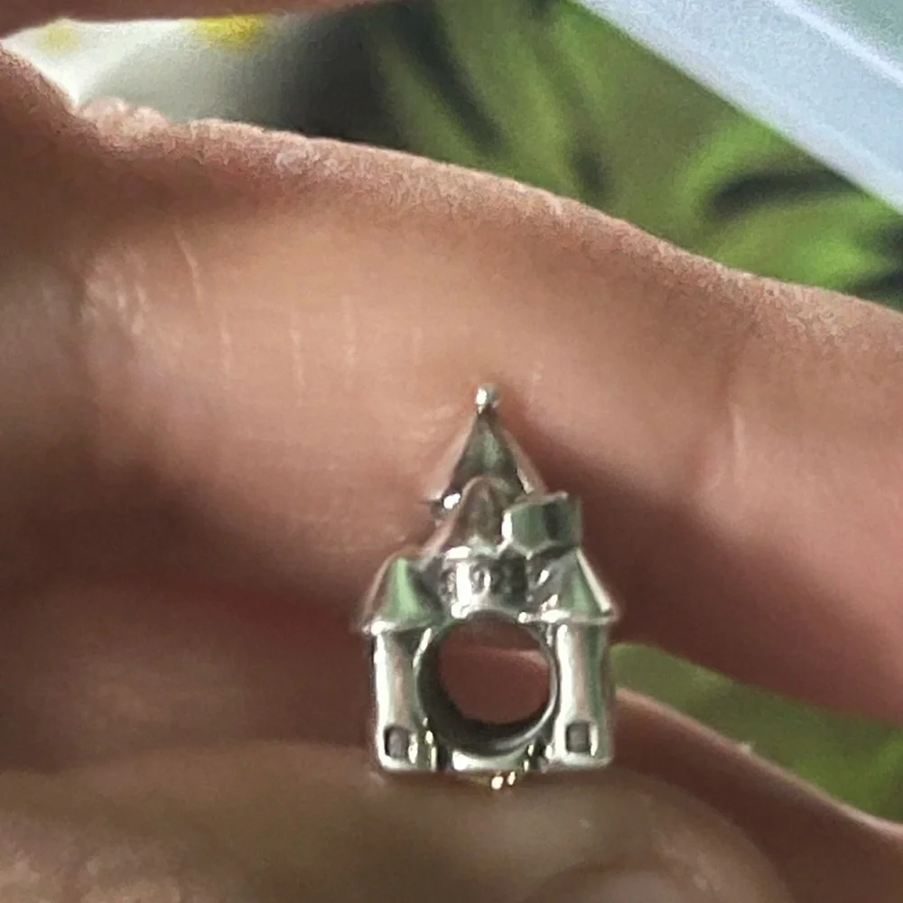 Pandora two tone castle charm - Picture 7 of 9